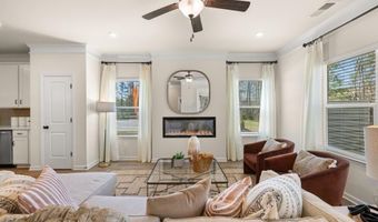 1040 Elowen Dr 98, Austell, GA 30168