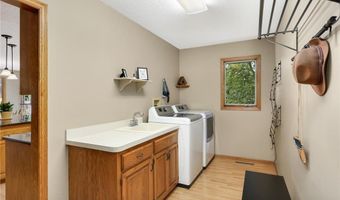 13445 Georgia Cir, Apple Valley, MN 55124