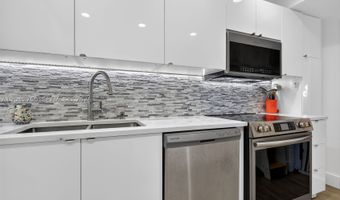 9381 E Bay Harbor Dr 303N, Bay Harbor Islands, FL 33154
