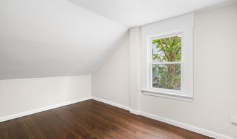 23 Dominican Rd, Branford, CT 06405