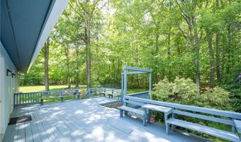 85 Indian Trl, Glocester, RI 02814