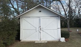646 McLendon St, Ashburn, GA 31714