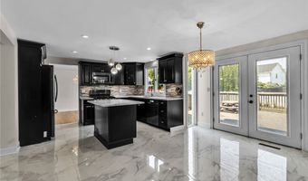 10 San Mateo Ct, Amherst, NY 14051