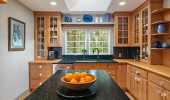 214 WARDOUR Dr, Annapolis, MD 21401