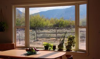 52 Road 8UC, Clark, WY 82435