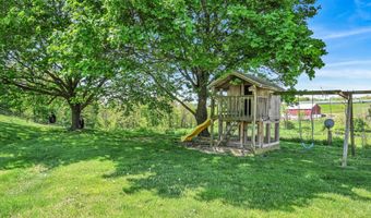 50 DRY HOLLOW Rd, Bernville, PA 19506