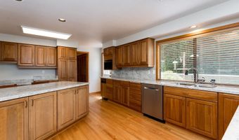 15995 NE EILERS Rd, Aurora, OR 97002