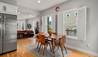 15 Ash St 15, Belmont, MA 02478