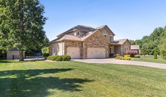 2820 Ashwood Dr, Alliance, OH 44601