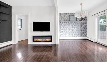 38 Padelford Ave, East Providence, RI 02915
