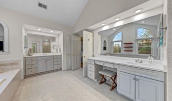 43079 LAGO GALLERIE Ct, Ashburn, VA 20148