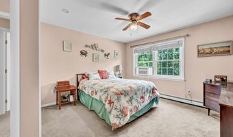 116 Homestead Ln 116, Brookfield, CT 06804