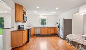 11 KENWICK Rd, Hockessin, DE 19707