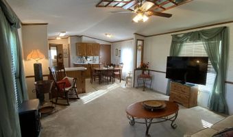 1040 Ann Dr, Arnaudville, LA 70512