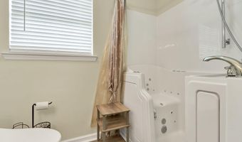 12429 Dolly Pond Rd, Birchwood, TN 37308