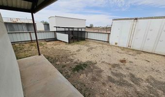 2028 Grayston Rd, Carlsbad, NM 88220