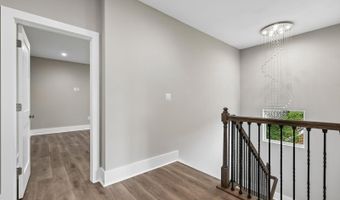 735 N GEORGE MASON Dr, Arlington, VA 22203