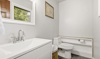 2260 Tasha Dr, Anchorage, AK 99502