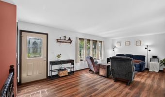 230 NW Arlan Dr, Ankeny, IA 50023