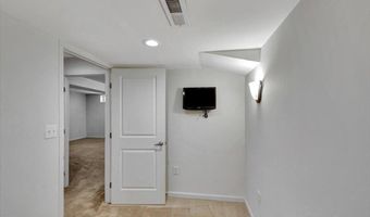 10417 WINDLASS RUN Rd, Baltimore, MD 21220