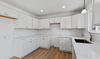 2023 Green Acres Dr, Adrian, MI 49221