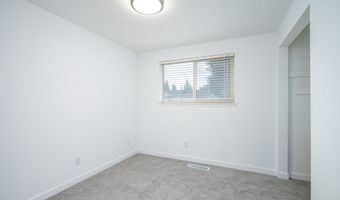 705 GOUCHER St, Amity, OR 97101