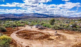 19755 E PALO VERDE Ln, Black Canyon City, AZ 85324