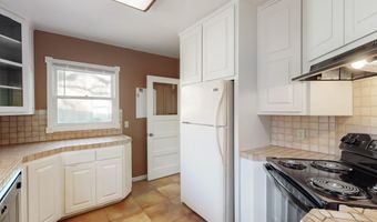 3040 Mackland Ave NE, Albuquerque, NM 87106