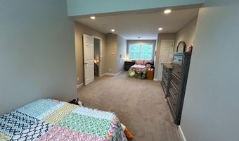 6135 Martha Dr, Aurora, IN 47001