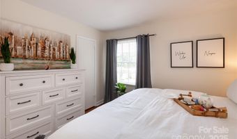 4319 Walker Rd, Charlotte, NC 28211