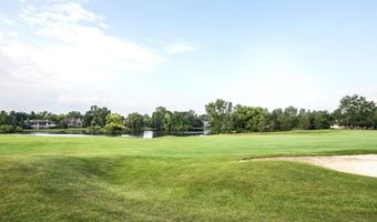 5401 Pinnacle Ct, Ann Arbor, MI 48108