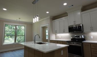 228 Michelle Dr, Beebe, AR 72012