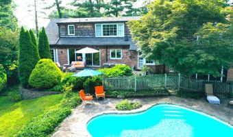 1 Crosstie Ln, Batesville, IN 47006