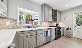 6320 W 85th St, Los Angeles, CA 90045