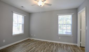 717 Chancery Ln, Aberdeen, NC 28315