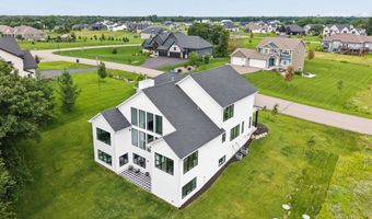 16857 Guarani St NW, Andover, MN 55304