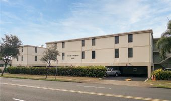 2015 Wilder Ave 2E, Honolulu, HI 96822