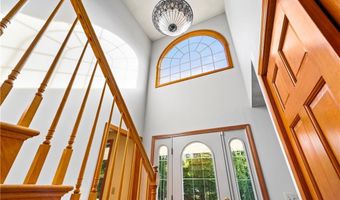 24 Poppy Hill Dr, Johnston, RI 02919