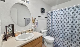 5723 Aida Rd NW, Albuquerque, NM 87114