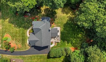 53 Essex Rd, Bedford, NH 03110