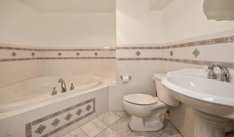 990 HILL Dr, Allentown, PA 18103