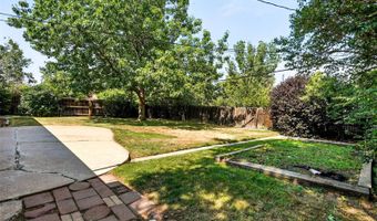 1060 Ursula St, Aurora, CO 80011