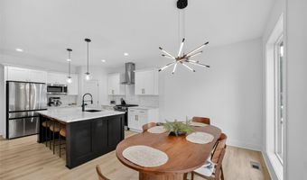 1403 19th St SE, Altoona, IA 50009