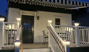 25 University Ter, Burlington, VT 05401
