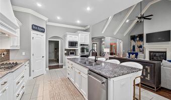 1507 NW Hermanus St, Bentonville, AR 72712