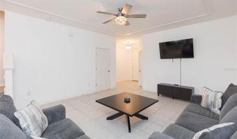 6256 CAMINO Dr, Apollo Beach, FL 33572
