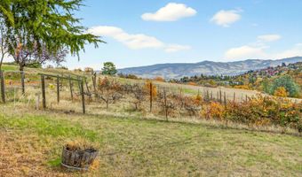 2026 Ashland Mine Rd, Ashland, OR 97520