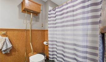 1186 Plymouth Rd, Ashtabula, OH 44004