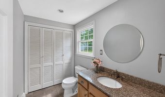 19 Tilton Ln, Andover, MA 01810