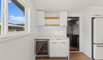 308 Hanakoa St, Honolulu, HI 96825